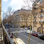 Guestready - Appt Moderne Dans Le 7E